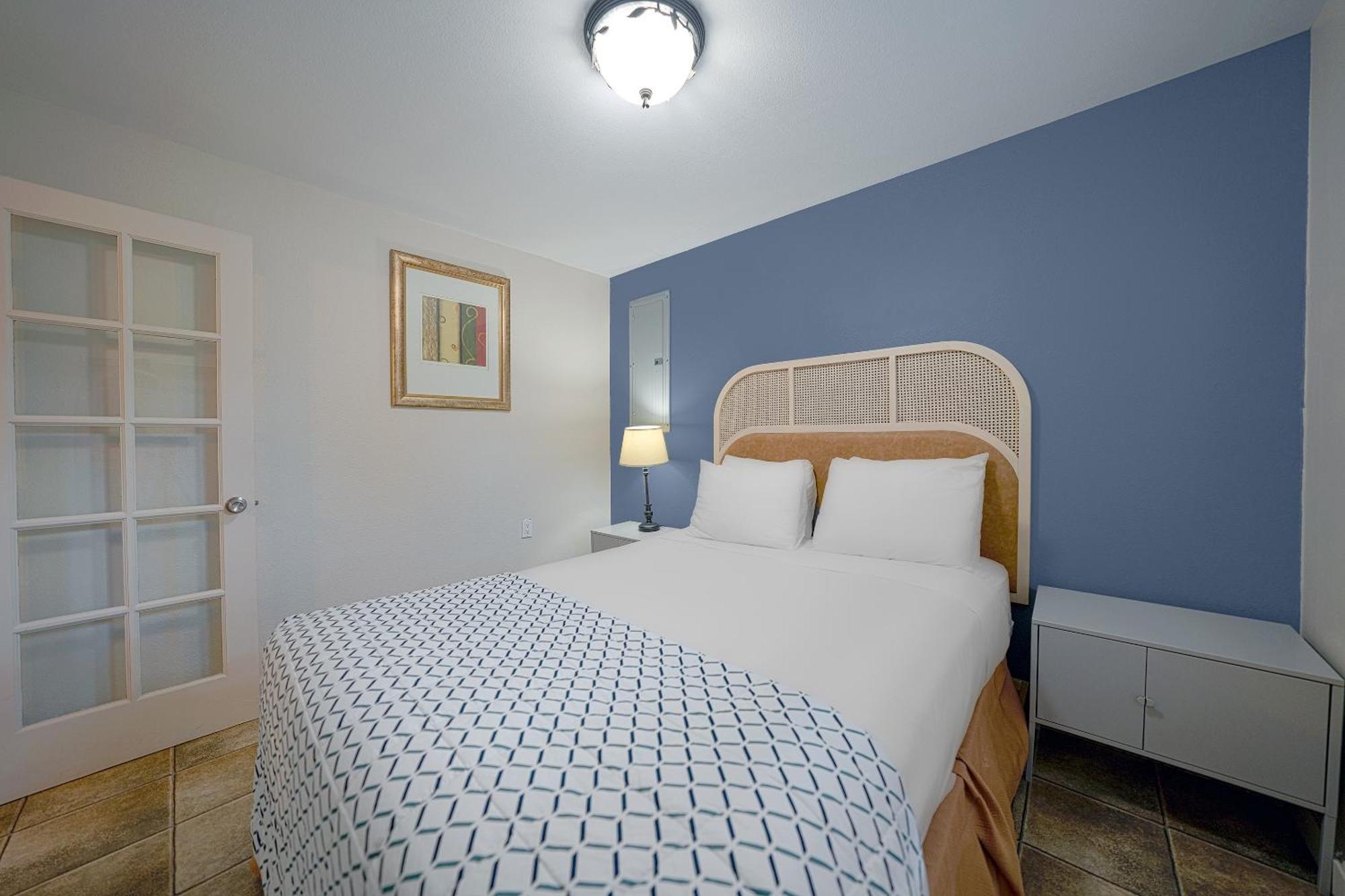 City Centre Motel By Oyo Seaside Exterior photo